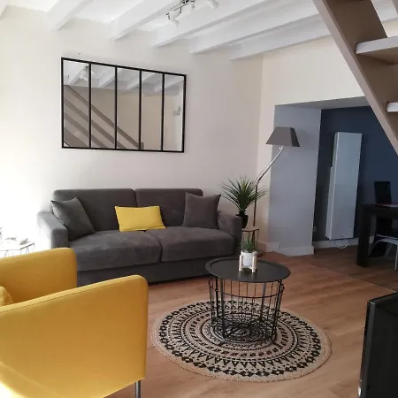 Les Penates Guest house Saint-Laurent-sur-Sevre